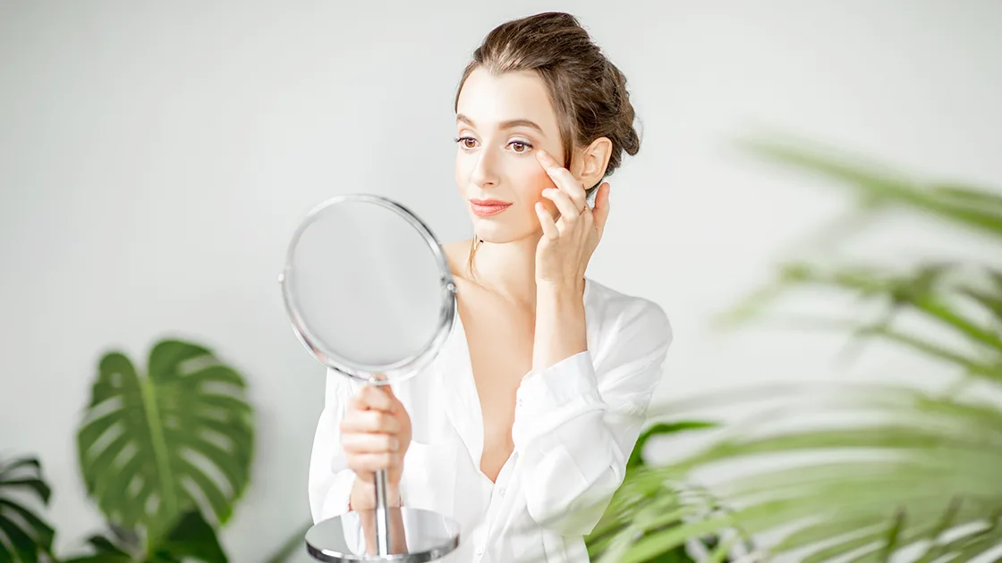 Laser Therapy for Hydrated, Glowing Skin