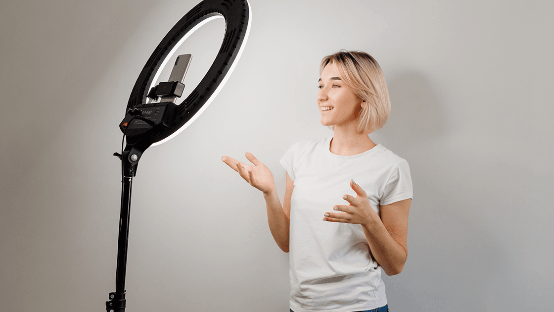 Laser Skin Rejuvenation for Influencers: Maintaining Camera-Ready Skin All Year Round