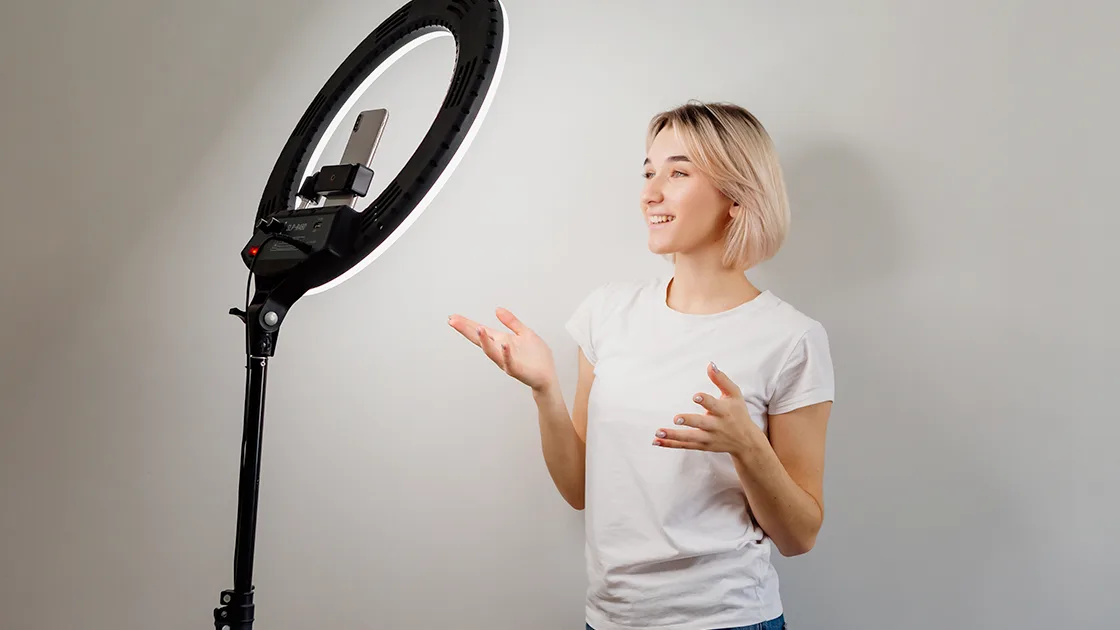 Laser Skin Rejuvenation for Influencers: Maintaining Camera-Ready Skin All Year Round