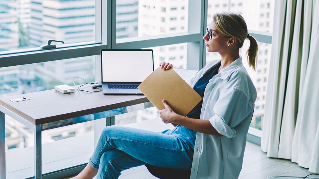 From Desk to Denim: Non-Surgical Inner Thigh Contouring for Women Who Sit All Day