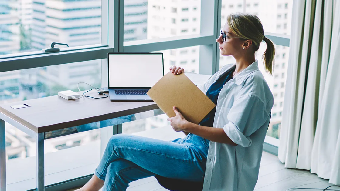 From Desk to Denim: Non-Surgical Inner Thigh Contouring for Women Who Sit All Day