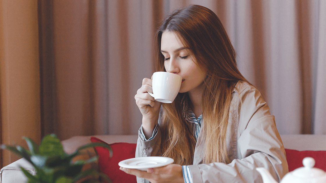 How Travel Lifestyle Affects Abdominal Fat and Body Shape