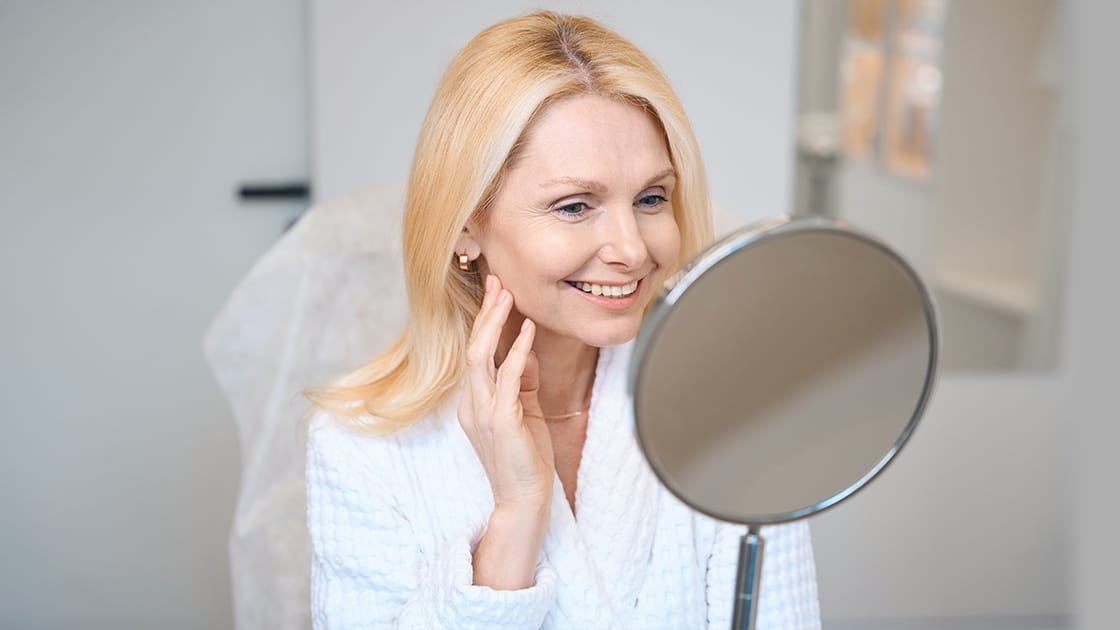 Laser Skin Tightening for Early Signs of Aging: How Advanced Laser Technology Supports a More Youthful-Looking Appearance